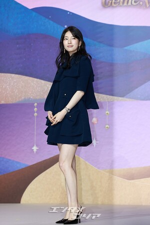 【フォト】女神オーラを漂わせるスジ…格の違う優雅さ