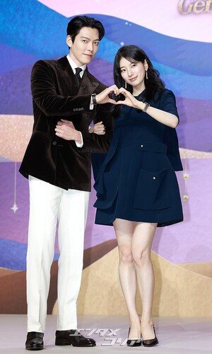 【フォト】9年ぶりに共演するキム・ウビン＆スジ、ジーニーとご主人さま