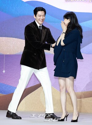 【フォト】9年ぶりに共演するキム・ウビン＆スジ、ジーニーとご主人さま