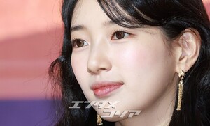 【フォト】スジ、きょうも清らかな美しさ