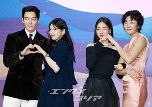 【フォト】キム・ウビン×スジ×アン・ウンジン×ノ・サンヒョンら、『魔法のランプにお願い』のキャストたち