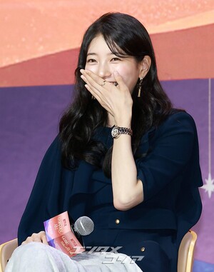 【フォト】キム・ウビン×スジ×アン・ウンジン×ノ・サンヒョンら、『魔法のランプにお願い』のキャストたち