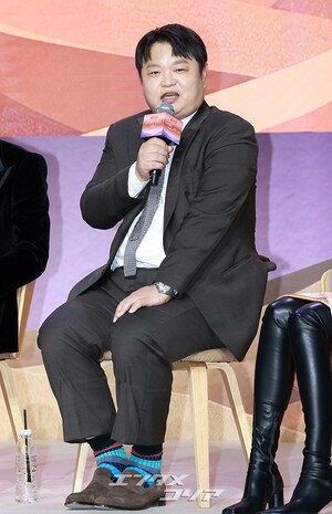 【フォト】キム・ウビン×スジ×アン・ウンジン×ノ・サンヒョンら、『魔法のランプにお願い』のキャストたち