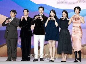 【フォト】キム・ウビン×スジ×アン・ウンジン×ノ・サンヒョンら、『魔法のランプにお願い』のキャストたち