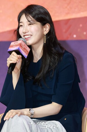 【フォト】キム・ウビン×スジ×アン・ウンジン×ノ・サンヒョンら、『魔法のランプにお願い』のキャストたち