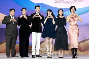 【フォト】キム・ウビン×スジ×アン・ウンジン×ノ・サンヒョンら、『魔法のランプにお願い』のキャストたち