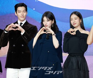 【フォト】キム・ウビン×スジ×アン・ウンジン×ノ・サンヒョンら、『魔法のランプにお願い』のキャストたち