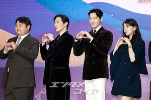 【フォト】キム・ウビン×スジ×アン・ウンジン×ノ・サンヒョンら、『魔法のランプにお願い』のキャストたち