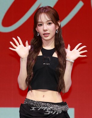 【フォト】iznaユ・サラン、さわやか＆セクシー