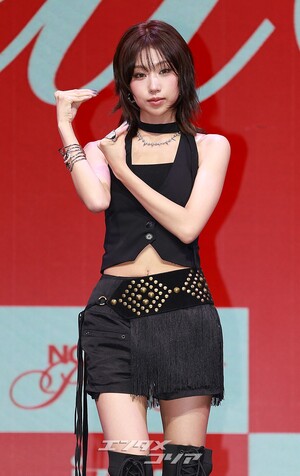 【フォト】iznaチェ・ジョンウン「ガールクラッシュ」な魅力