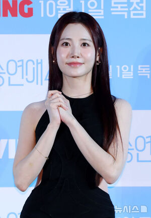 【フォト】イ・ヨンジン＆キム・イェウォン＆ユラ「『乗り換え恋愛4』見てね」