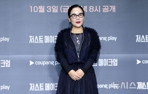 【フォト】『ジャスト・メイクアップ』制作発表会に登場したMCイ・ヒョリと審査員たち