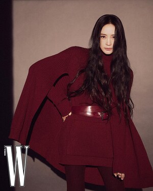 【フォト】「時を超えたエレガント」…キム・ヘス×Max Mara「文学作品」のようなグラビア