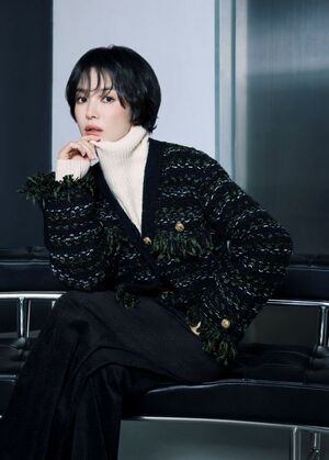 【フォト】ソン・ヘギョ、深まる美しさ…MICHAAの冬コーデで中性的＆フェミニンな魅力アピール