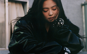 【フォト】BLACKPINKジェニー、フランス誌で破格のスタイル＆官能的な魅力アピール