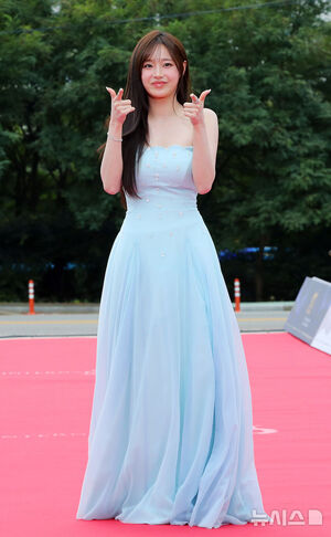 【フォト】IU＆チュウ＆キム・ミンハ＆ソヒョンら、ソウル・ドラマ・アワードを輝かせたスターたち