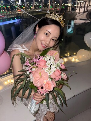 【フォト】ホ・ヨンジ、実姉ホ・ソンヨンの結婚を祝うブライダルシャワー…美しい姉妹