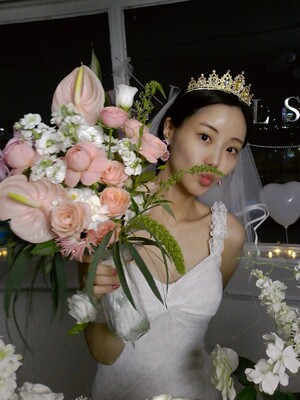 【フォト】ホ・ヨンジ、実姉ホ・ソンヨンの結婚を祝うブライダルシャワー…美しい姉妹