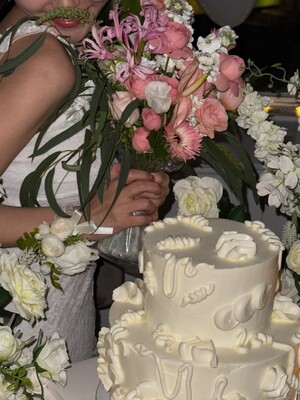 【フォト】ホ・ヨンジ、実姉ホ・ソンヨンの結婚を祝うブライダルシャワー…美しい姉妹