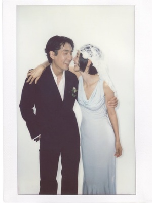 【フォト】キム・ナヨン＆ MY Q　センスあふれる結婚式の写真公開…息子2人も一緒の「特別な瞬間」