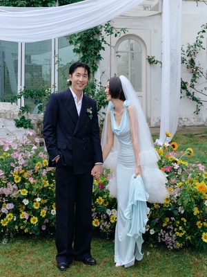 【フォト】キム・ナヨン＆ MY Q　センスあふれる結婚式の写真公開…息子2人も一緒の「特別な瞬間」