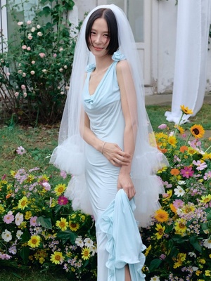 【フォト】キム・ナヨン＆ MY Q　センスあふれる結婚式の写真公開…息子2人も一緒の「特別な瞬間」