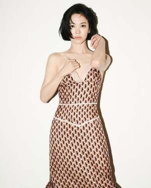 【フォト】ソン・ヘギョ、レジェンド級の「VOGUE KOREA」グラビア没カット大放出