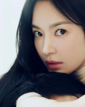 【フォト】ソン・ヘギョ、レジェンド級の「VOGUE KOREA」グラビア没カット大放出