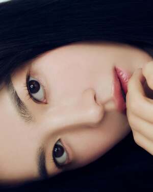 【フォト】ソン・ヘギョ、レジェンド級の「VOGUE KOREA」グラビア没カット大放出