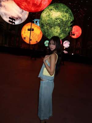 【フォト】パリを輝かせたBLACKPINKジェニー、まさに「フレンチシックのシンボル」