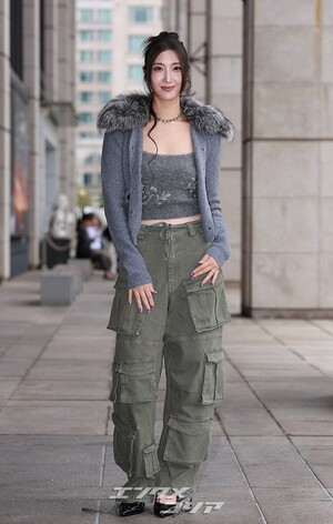 【フォト】『KPOPガールズ！デーモン・ハンターズ』ルミ役のEJAEがラジオ出演…あふれるオーラ