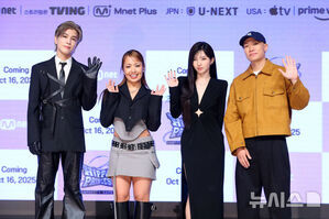 【フォト】『Unpretty Rapstar』日本人参加者20人とプロデューサー軍団