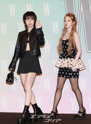 【フォト】i-dle、ブラック＆ドットで完成したクラシカルなコーデ