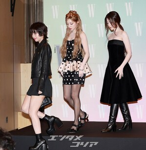 【フォト】i-dle、ブラック＆ドットで完成したクラシカルなコーデ