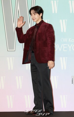 【フォト】2PMイ・ジュノ、ソフトなほほ笑みに胸キュン