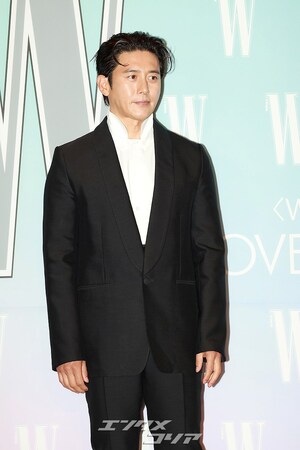 【フォト】47歳コ・ス、相変わらずの彫刻ビジュアル