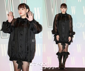 【フォト】ノ・ジョンウィ＆キム・セジョン＆イ・ユミら、異なる魅力の黒コーデ