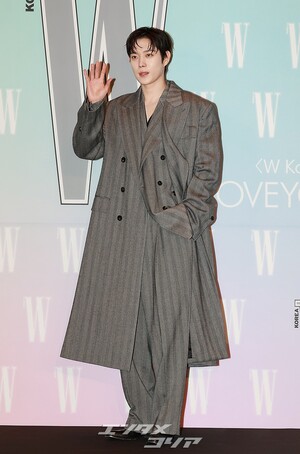 【フォト】防弾少年団＆イ・ミンホ＆Stray Kids＆イ・チェミン＆IVEら、「乳がん啓発キャンペーン」イベントに出席したスターたち