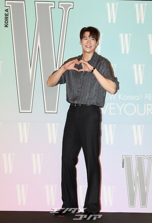 【フォト】防弾少年団＆イ・ミンホ＆Stray Kids＆イ・チェミン＆IVEら、「乳がん啓発キャンペーン」イベントに出席したスターたち