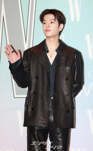 【フォト】防弾少年団＆イ・ミンホ＆Stray Kids＆イ・チェミン＆IVEら、「乳がん啓発キャンペーン」イベントに出席したスターたち