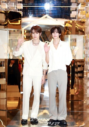【フォト】RIIZEソンチャン＆アントン、貴公子のようなビジュアル