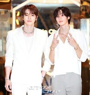 【フォト】RIIZEソンチャン＆アントン、貴公子のようなビジュアル