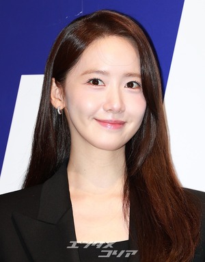 【フォト】少女時代ユナ、まさに絶頂の美しさ…上品なツーピース姿