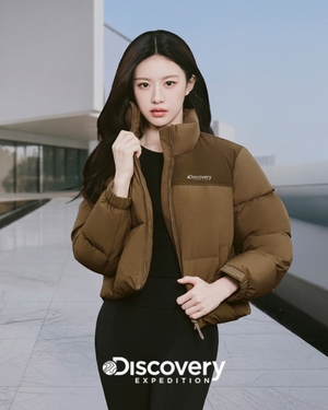 【フォト】コ・ユンジョン　クロップド・ダウンで寒い冬をホットに