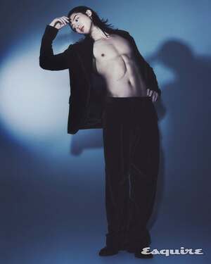 【フォト】『暴君のシェフ』で人気のイ・ジュアン、肝移植のあともグラビアで堂々披露