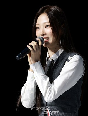 【フォト】質問に答える愛らしいHearts2Heartsのメンバーたち