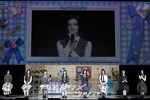 【フォト】質問に答える愛らしいHearts2Heartsのメンバーたち