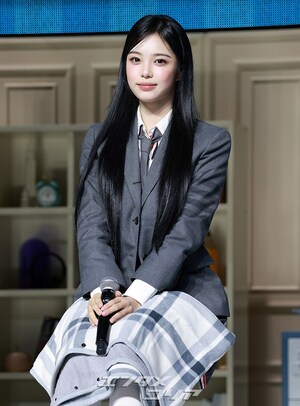 【フォト】質問に答える愛らしいHearts2Heartsのメンバーたち