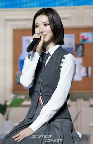 【フォト】質問に答える愛らしいHearts2Heartsのメンバーたち