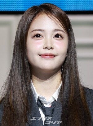 【フォト】質問に答える愛らしいHearts2Heartsのメンバーたち